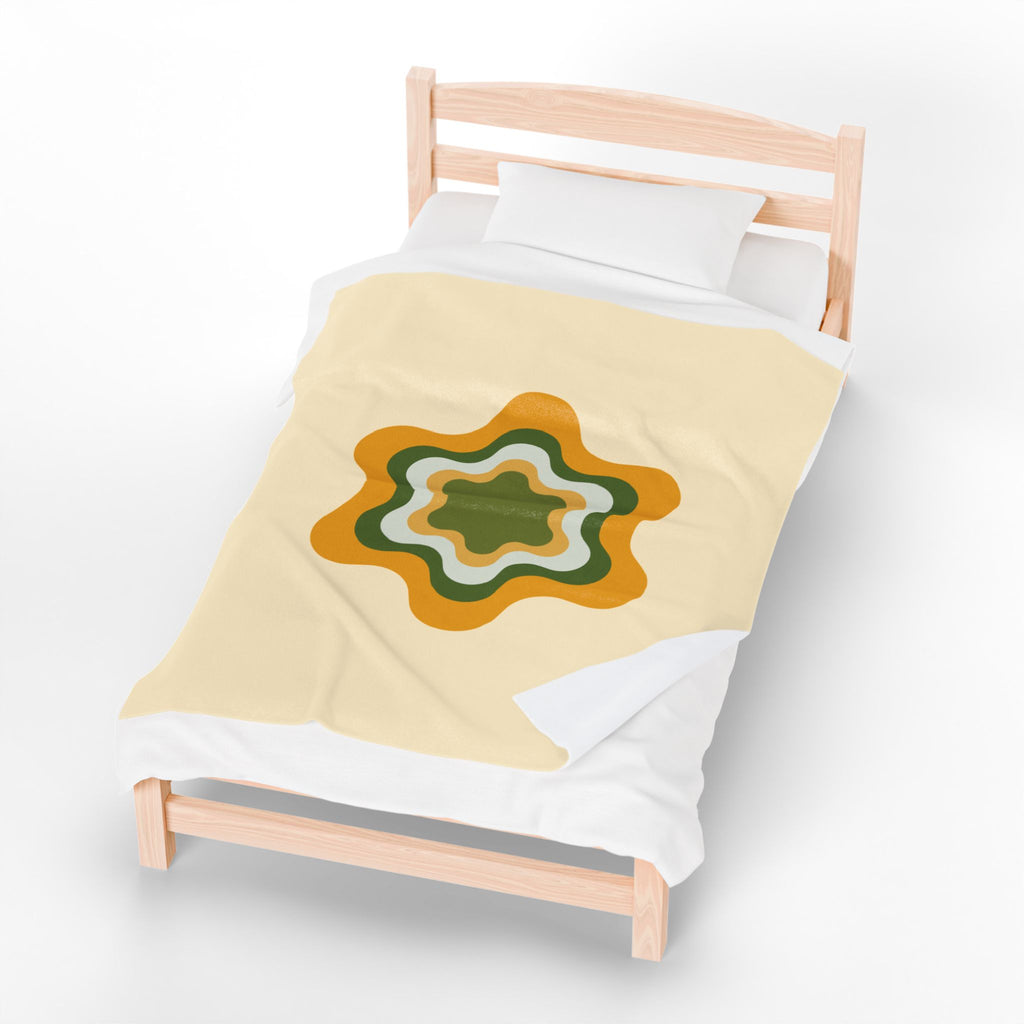 Retro Floral Star Plush Blanket — Velveteen Cozy Throw for Living Room & Dorm