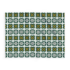 Green Retro Tile Fleece Blanket – Cozy Mid-Century Geometric Throw