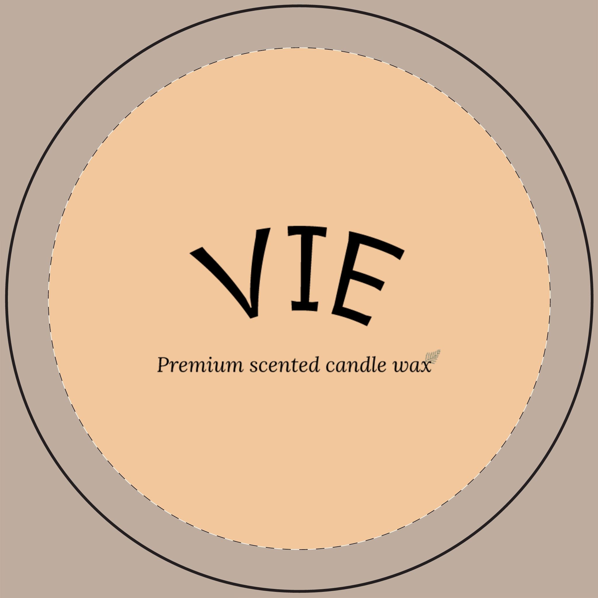 Engraved ‘VIE’ Scented Soy Candle (14oz)