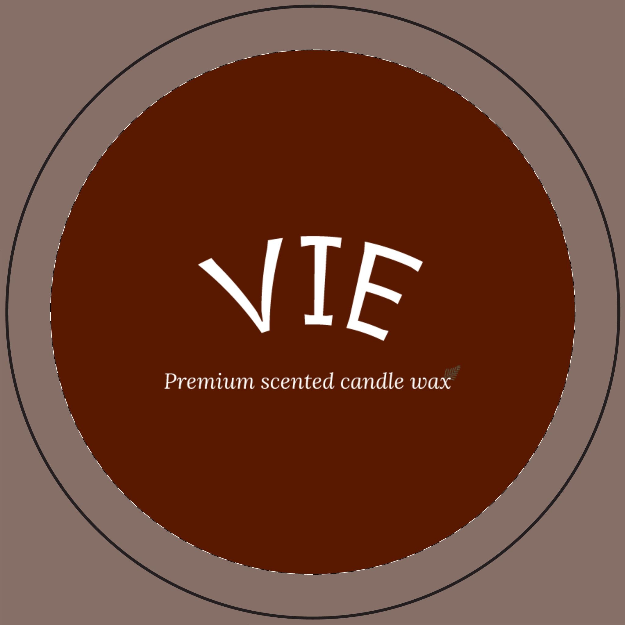 Engraved ‘VIE’ Scented Soy Candle (14oz)